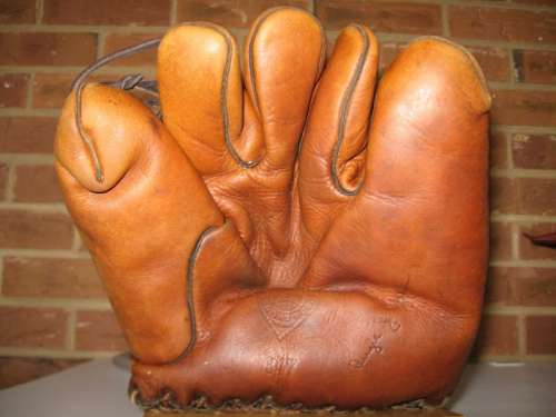 Augie Galan Dubow 347 Front